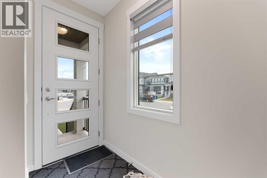 7 Corner Glen Common NE — photo 4