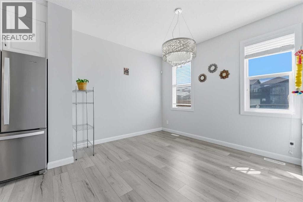 151 Evanscrest Park NW — photo 4