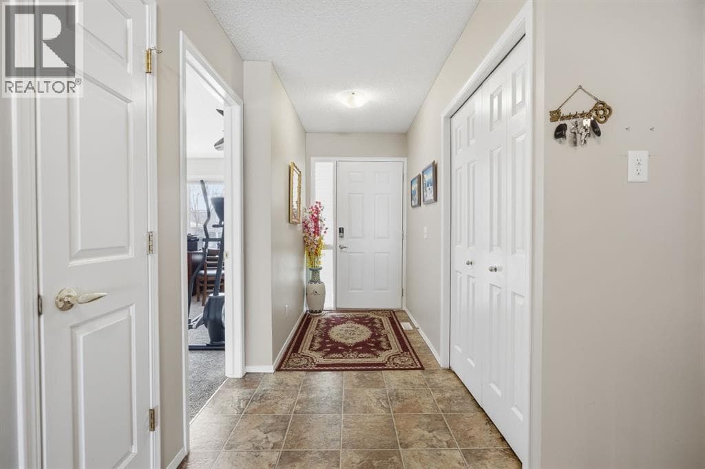 216 Valley Ridge Heights NW — photo 3