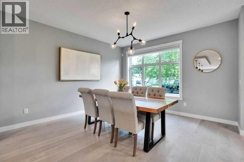 4405 20 Avenue NW — photo 3