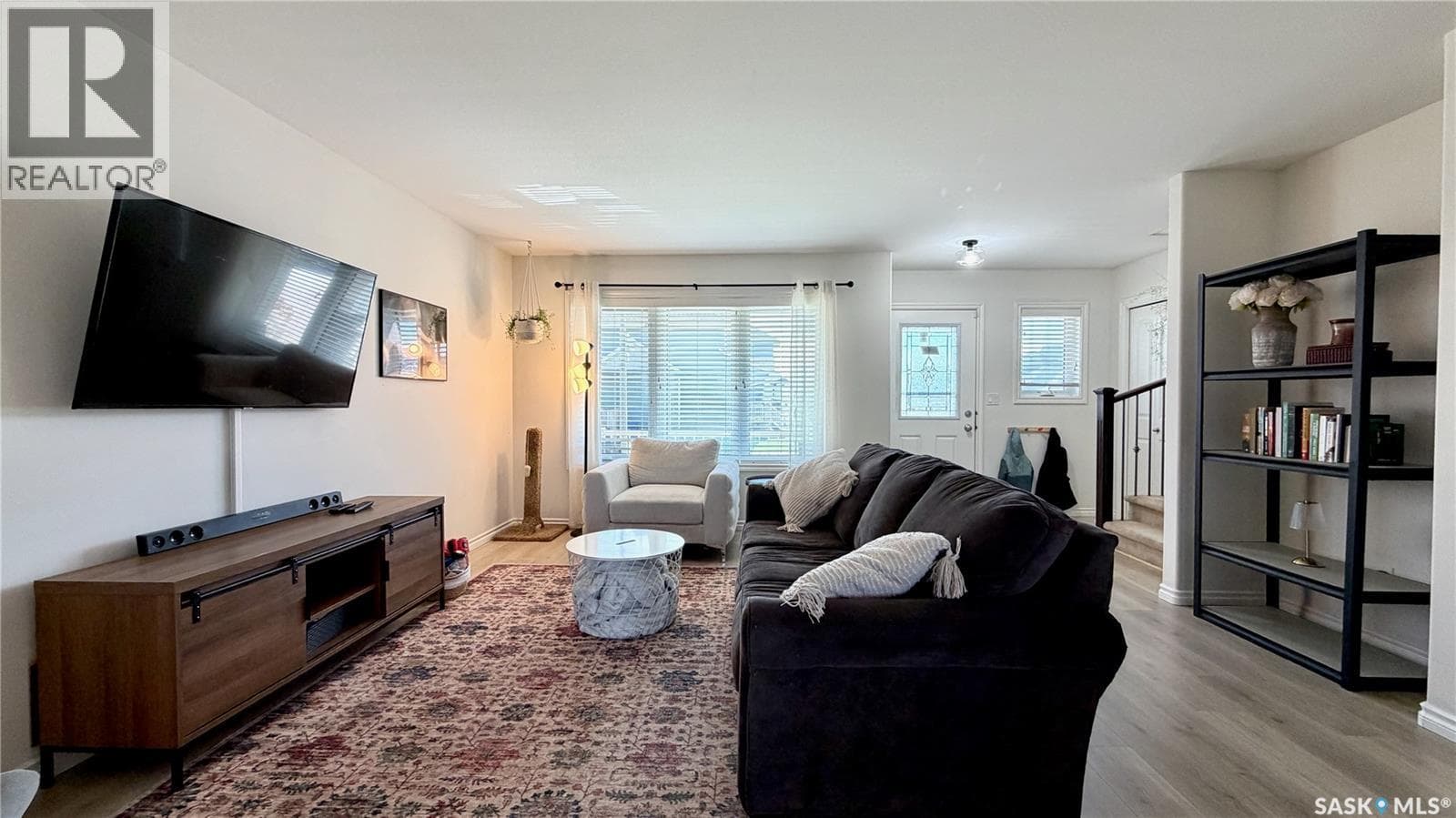 230 Veltkamp LANE — photo 4