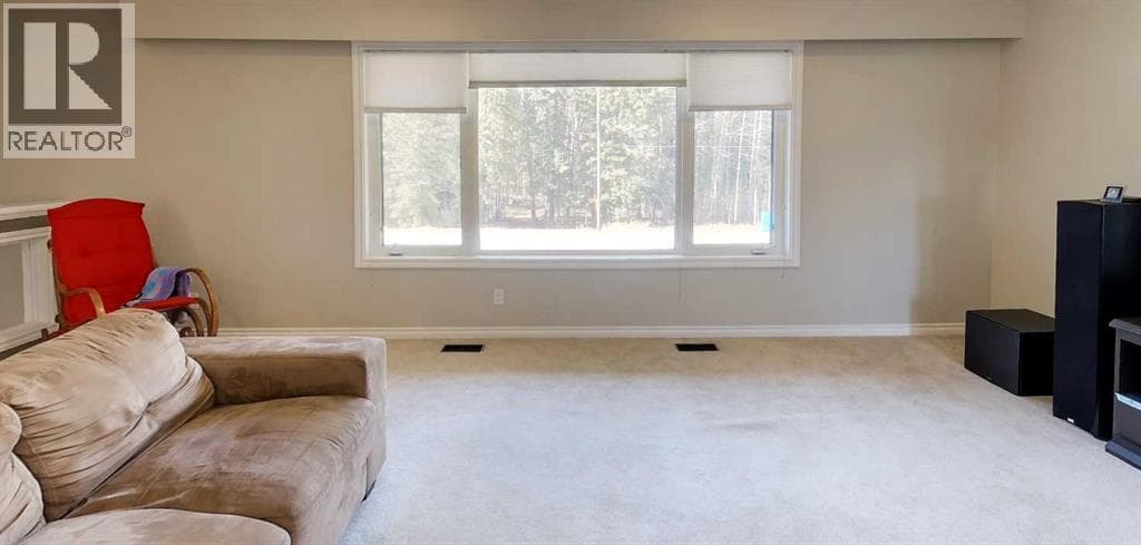 4307 10 Avenue — photo 3