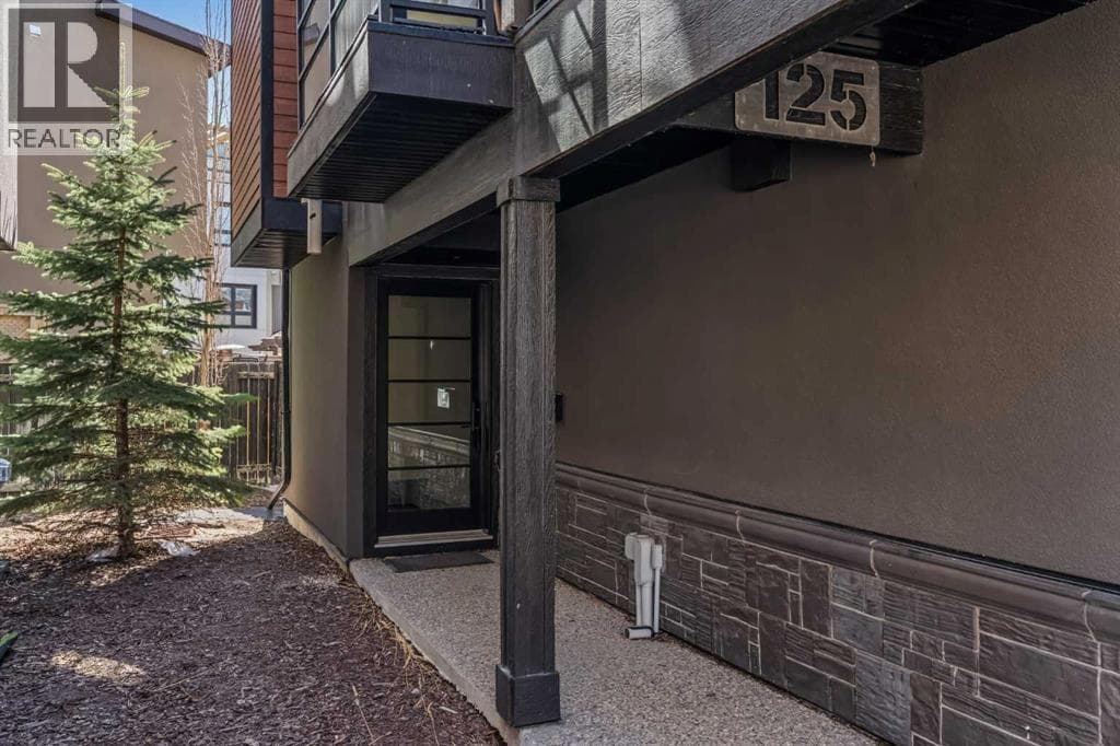 125 41 Avenue SW — photo 2