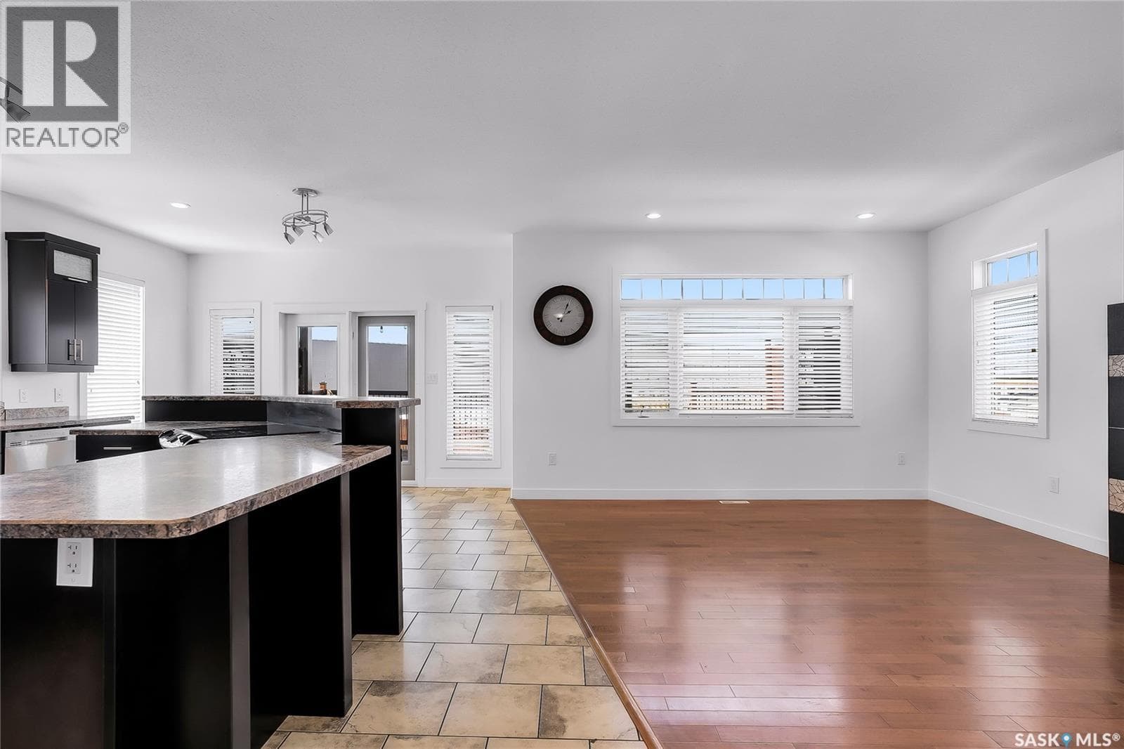 208 O' Meara COURT — photo 5