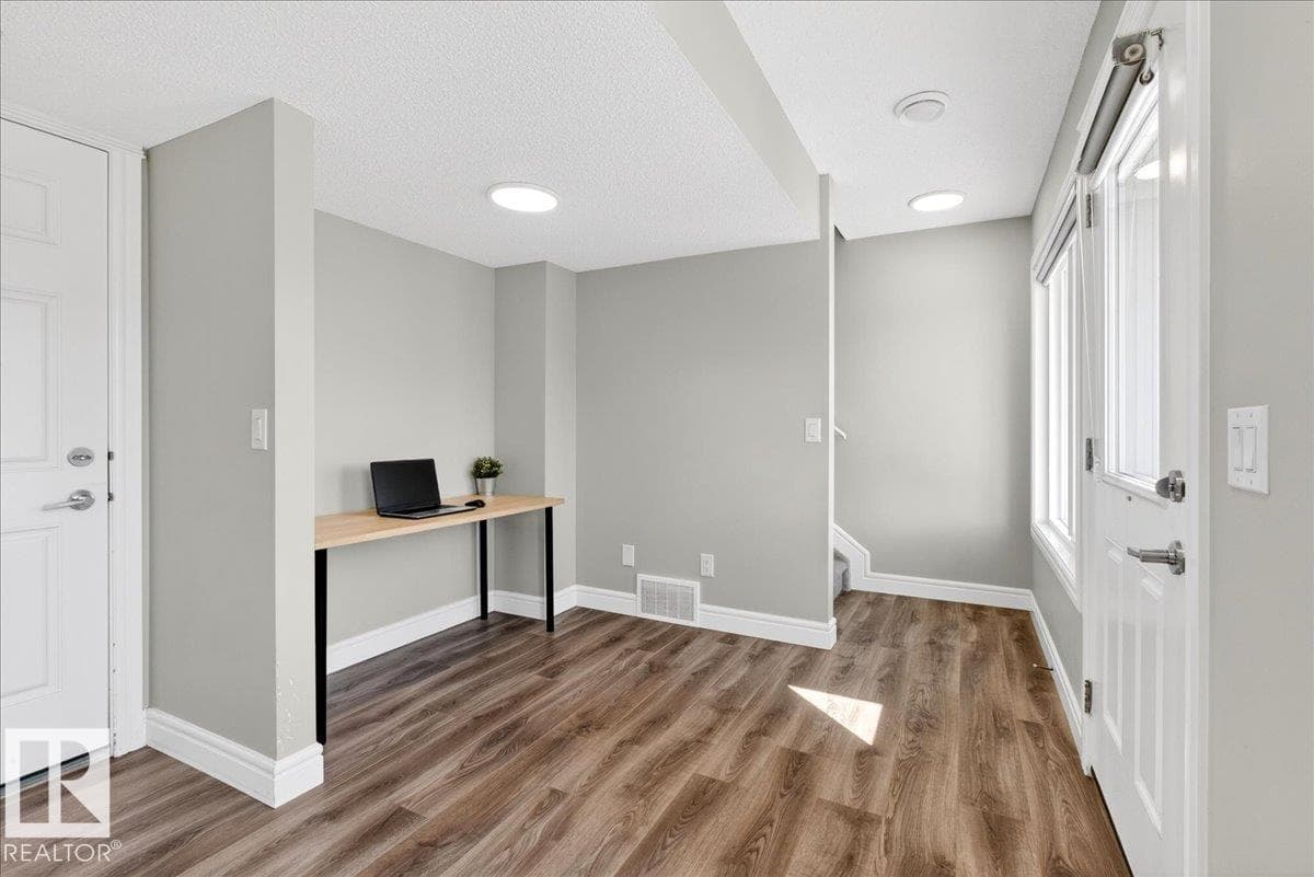 #63 16335 84 ST NW — photo 3