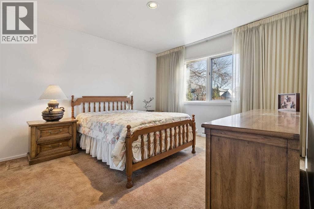 34 Rosery Drive NW — photo 4