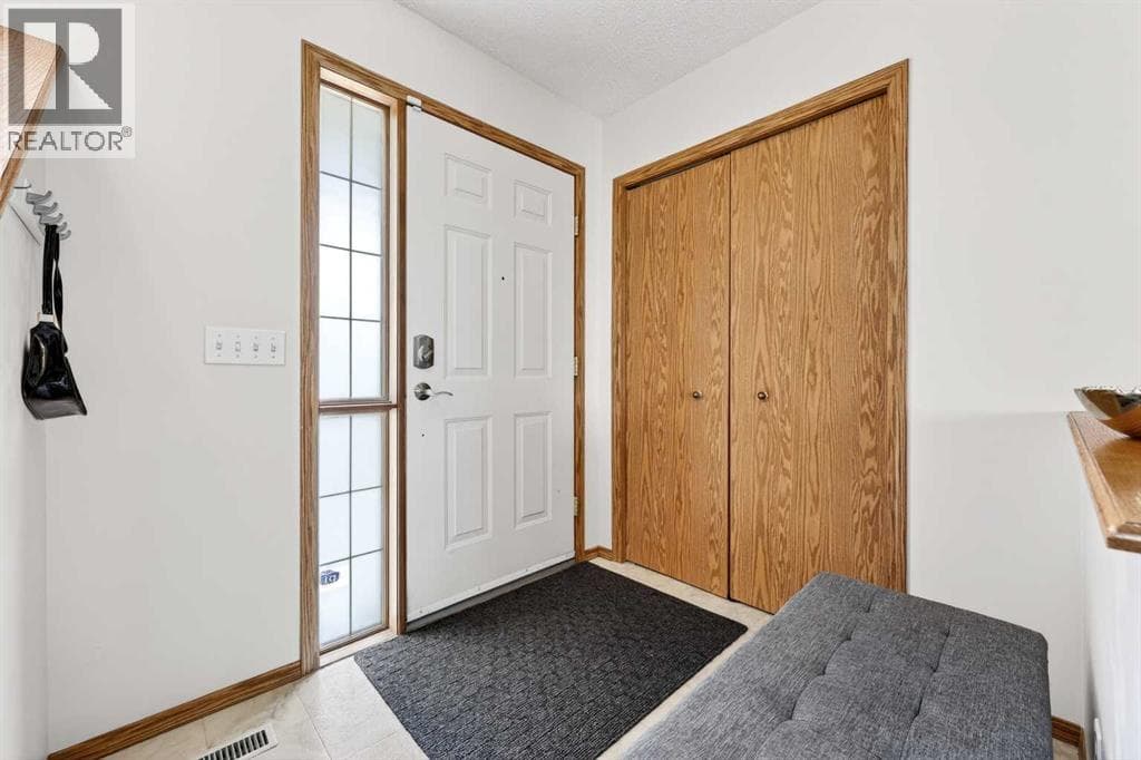 112 Hidden Ranch Crescent NW — photo 3