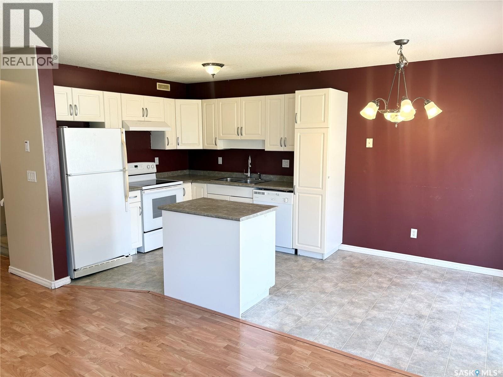 38 103 BANYAN CRESCENT — photo 3