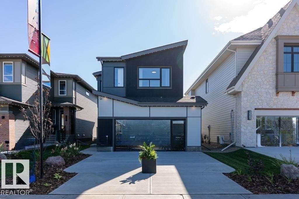 22 Devonshire DR S
