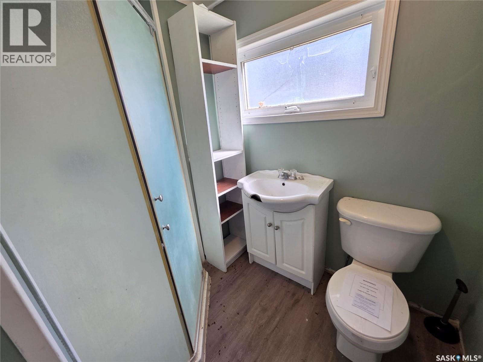 6371 Queens AVENUE — photo 4