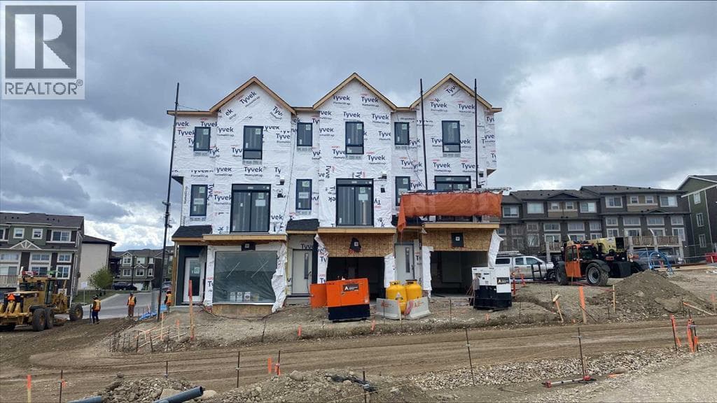 802, 4 Sage Hill Rise NW — photo 3