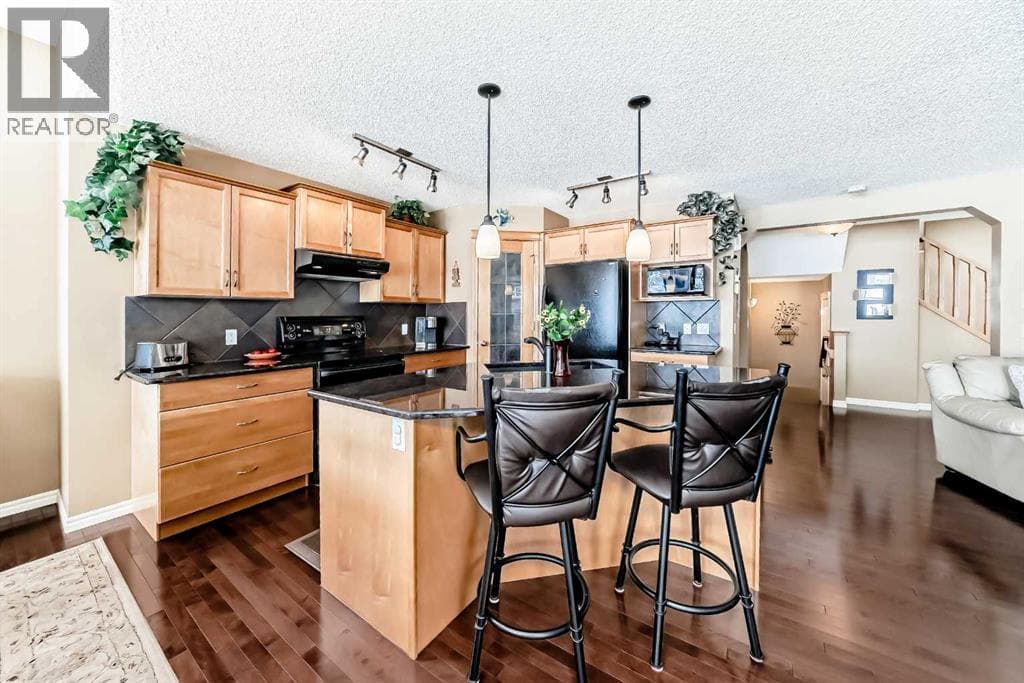 41 Kincora Drive NW — photo 3
