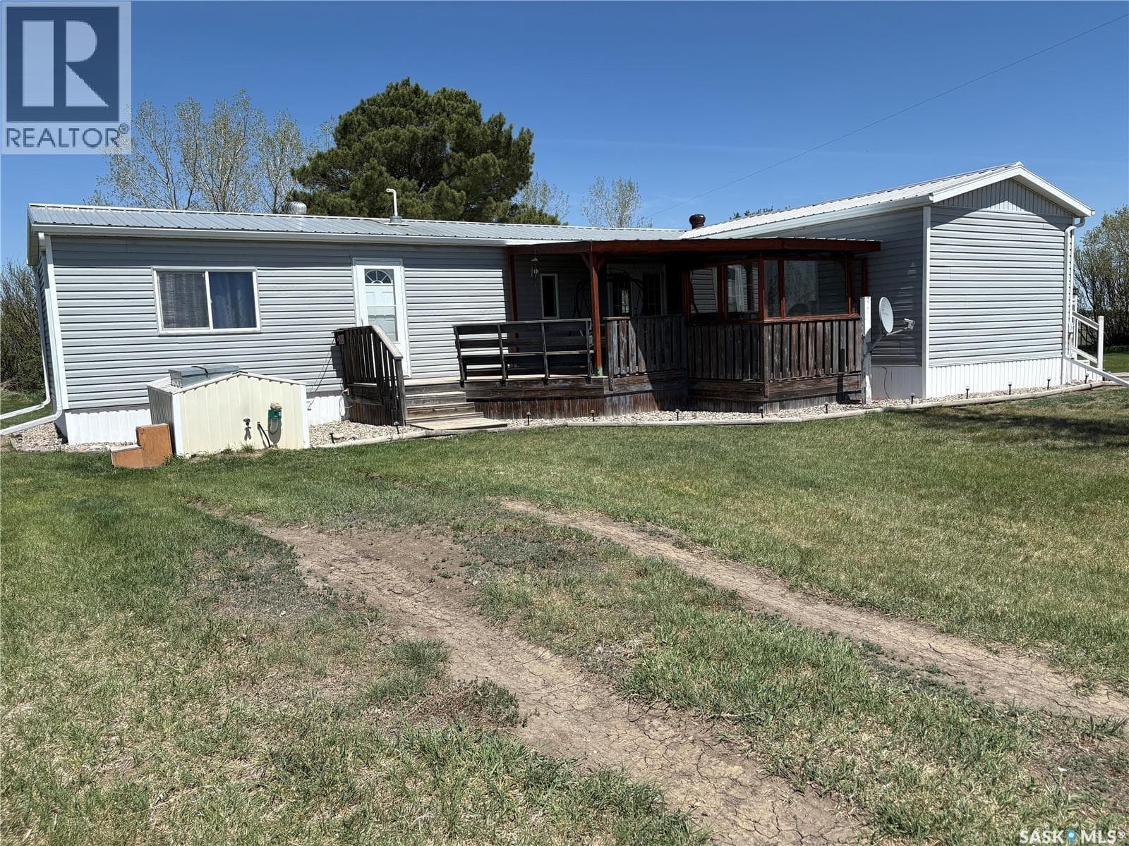 LaRose acreage — photo 2