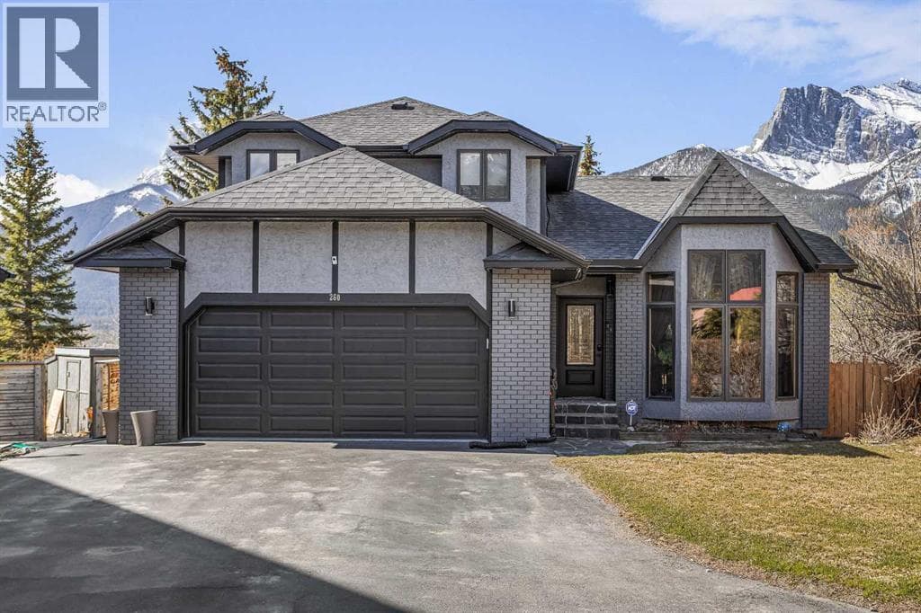 260 Grizzly Crescent — photo 2