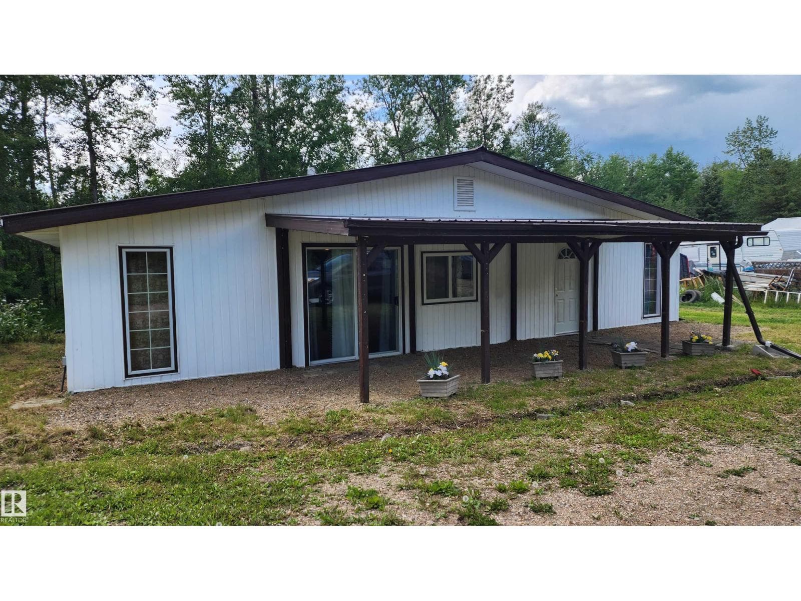 174 63303 Hwy 867 — photo 3
