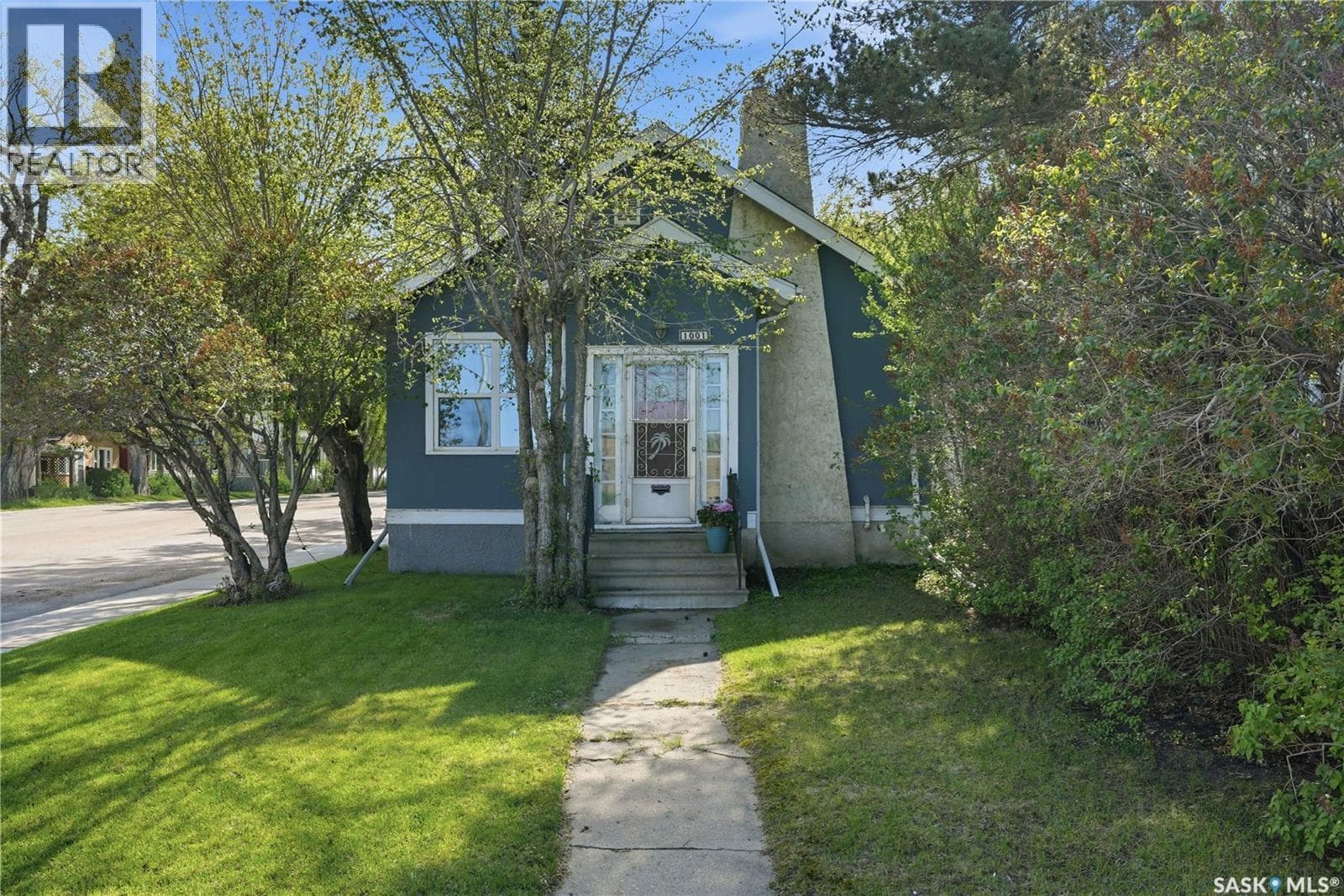 1001 Lorne AVENUE