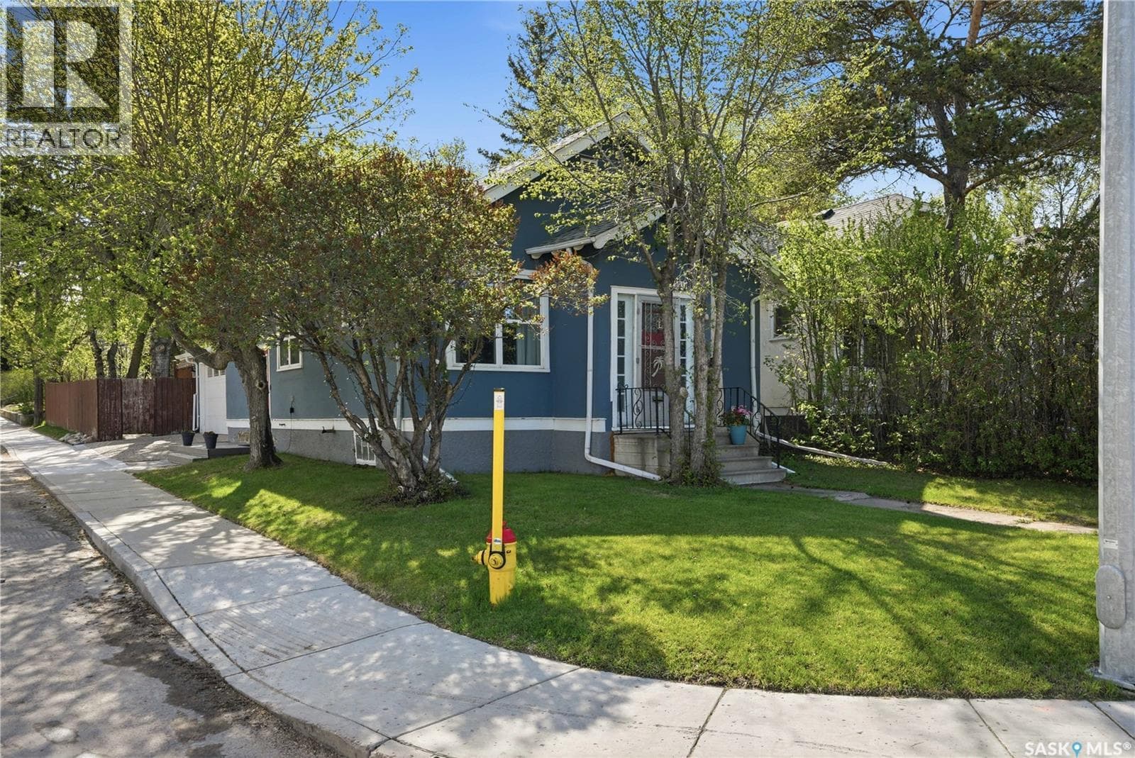 1001 Lorne AVENUE — photo 2