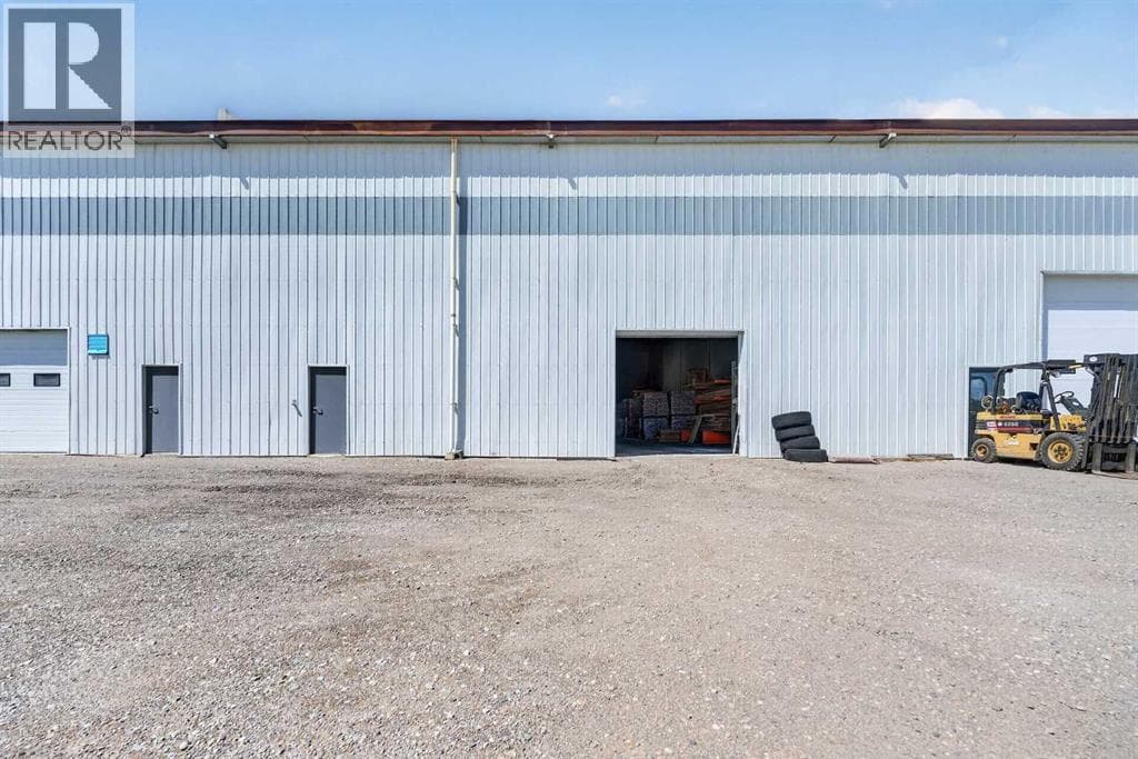5 31 Durum Drive — photo 2