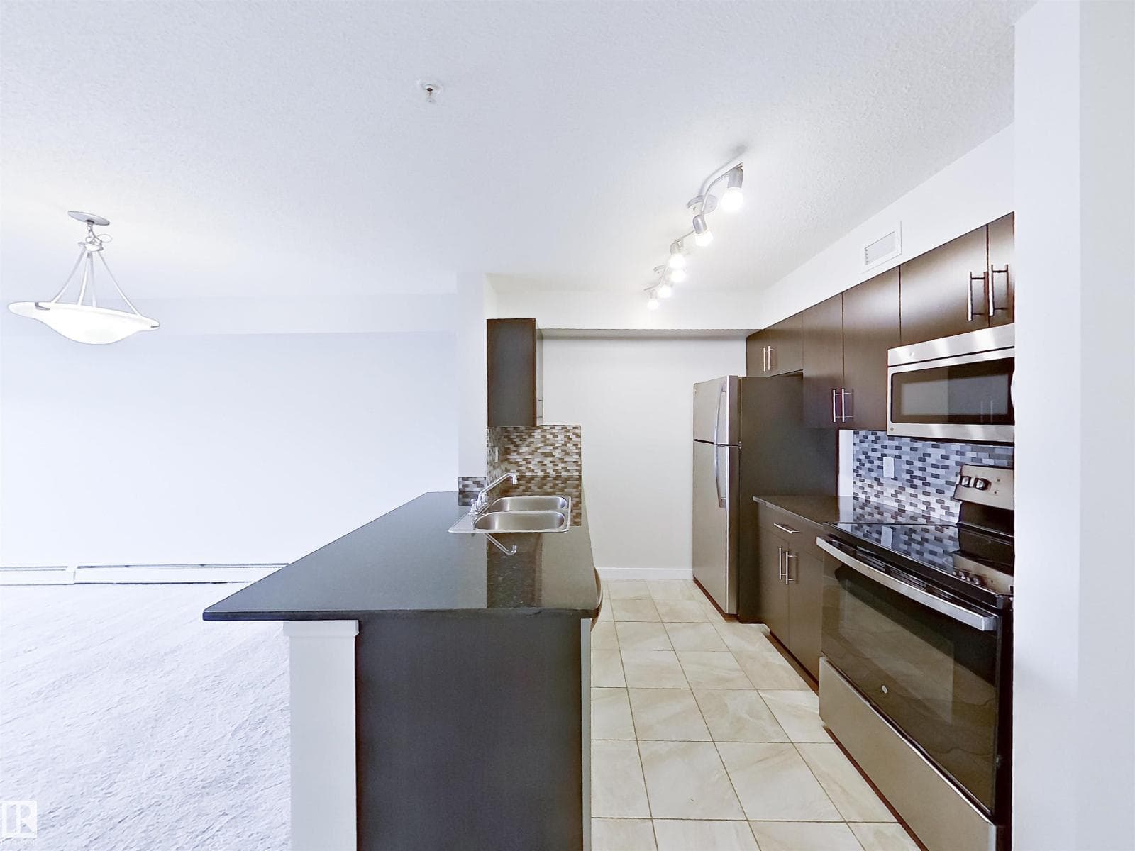 #220 5804 MULLEN PL NW — photo 5