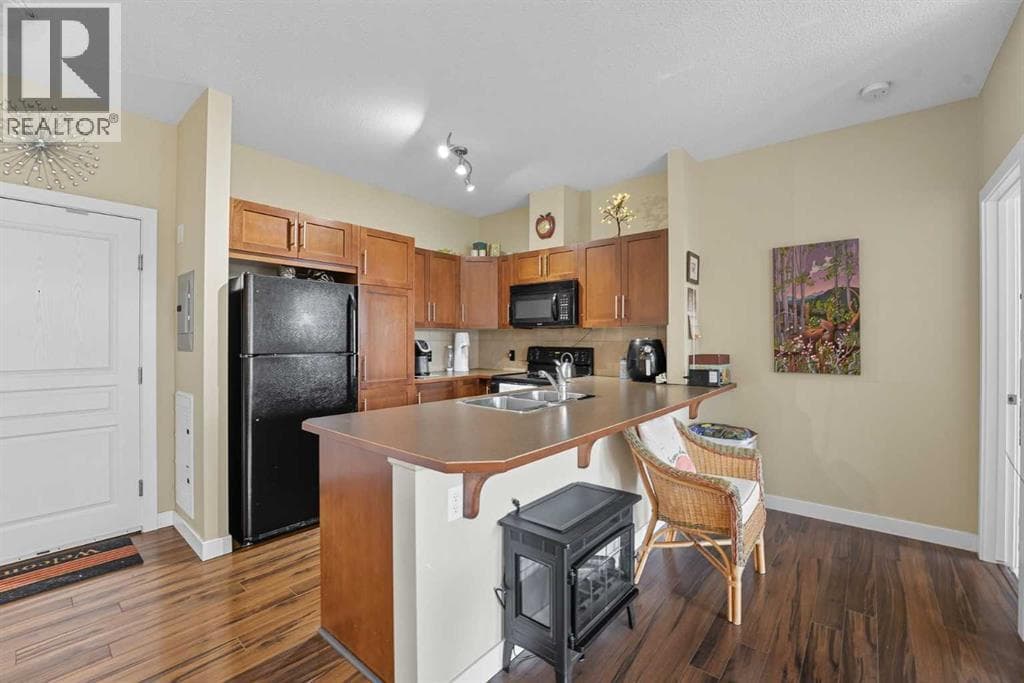 310, 48 Panatella Road NW — photo 5