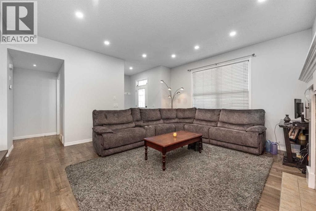 185 SKYVIEW RANCH Drive NE — photo 4