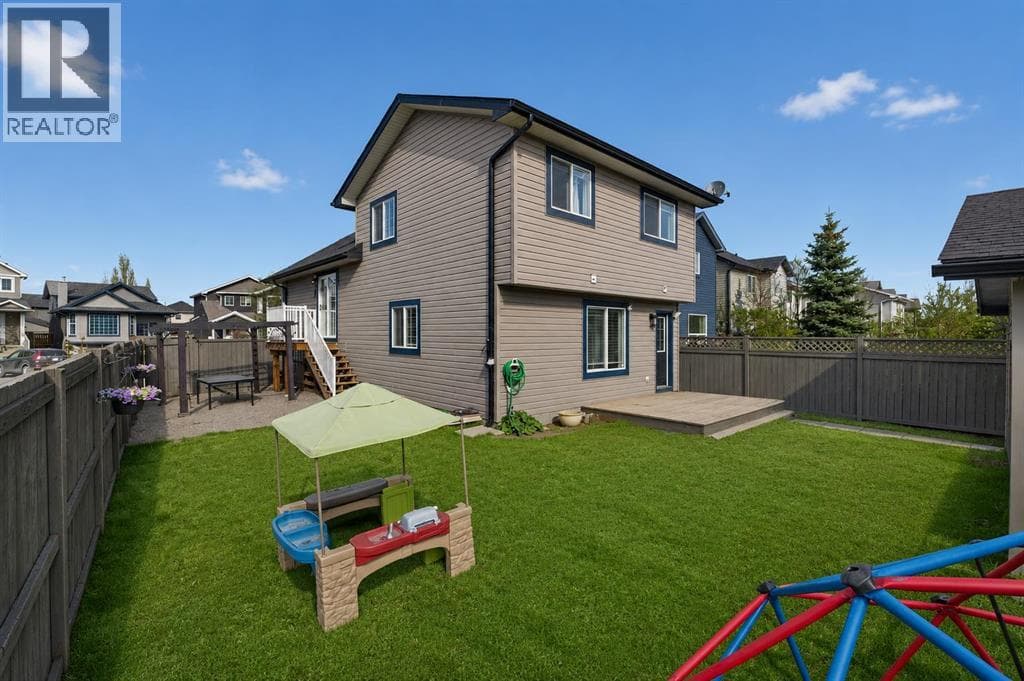 160 Citadel Bluff Close NW — photo 3