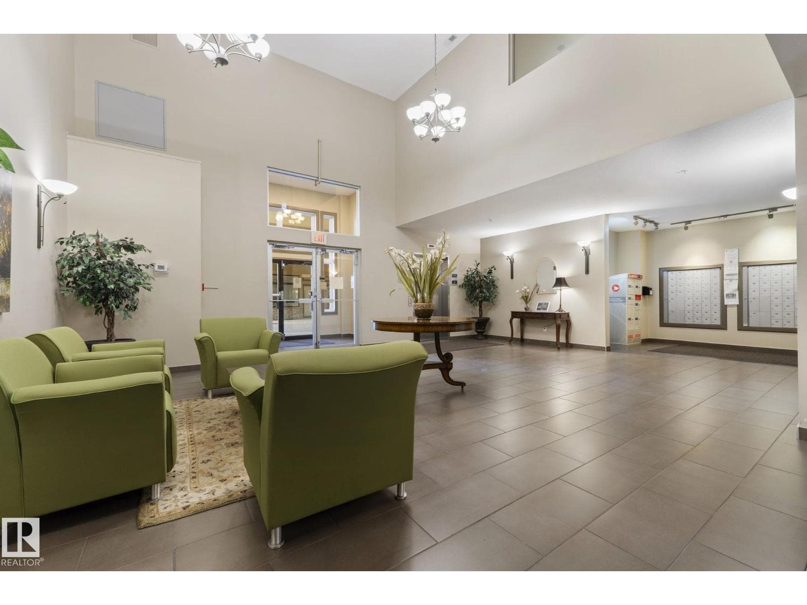 #430 160 MAGRATH RD NW — photo 5