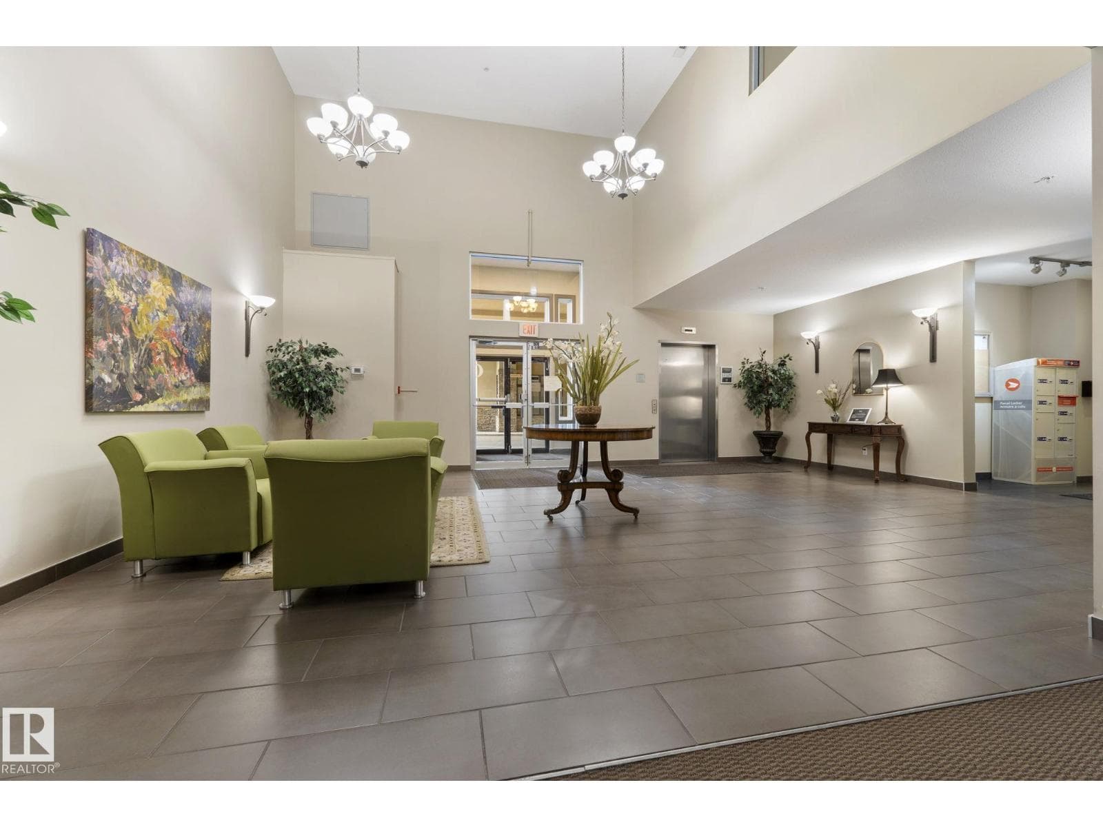 #430 160 MAGRATH RD NW — photo 4
