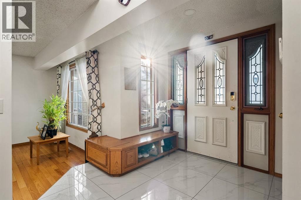 107 Pasadena Green NE — photo 2