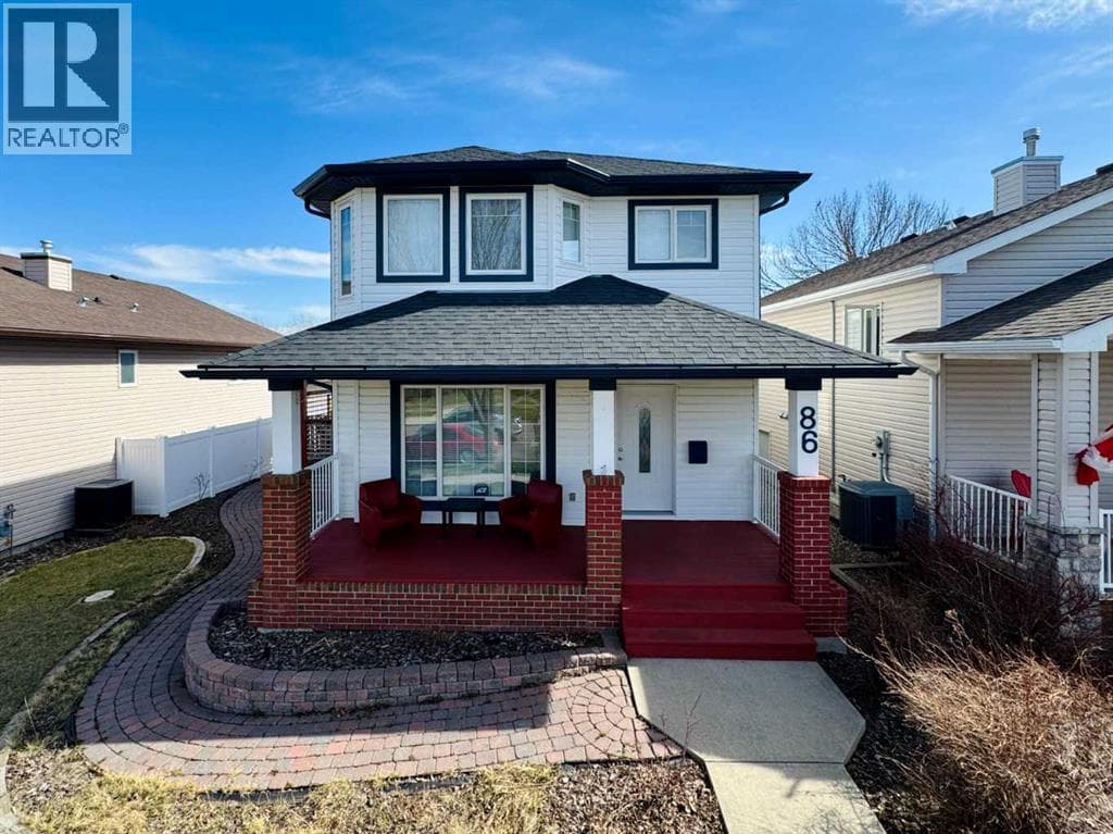 86 Riverstone Boulevard W