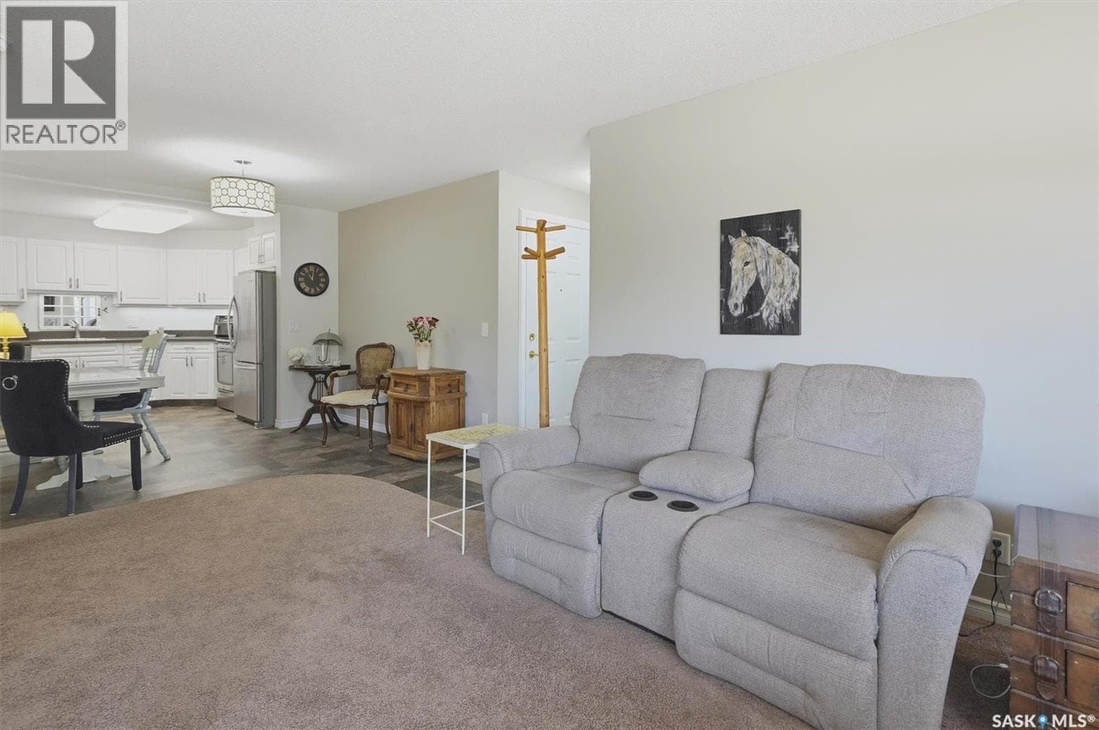 205 435 Main STREET — photo 5