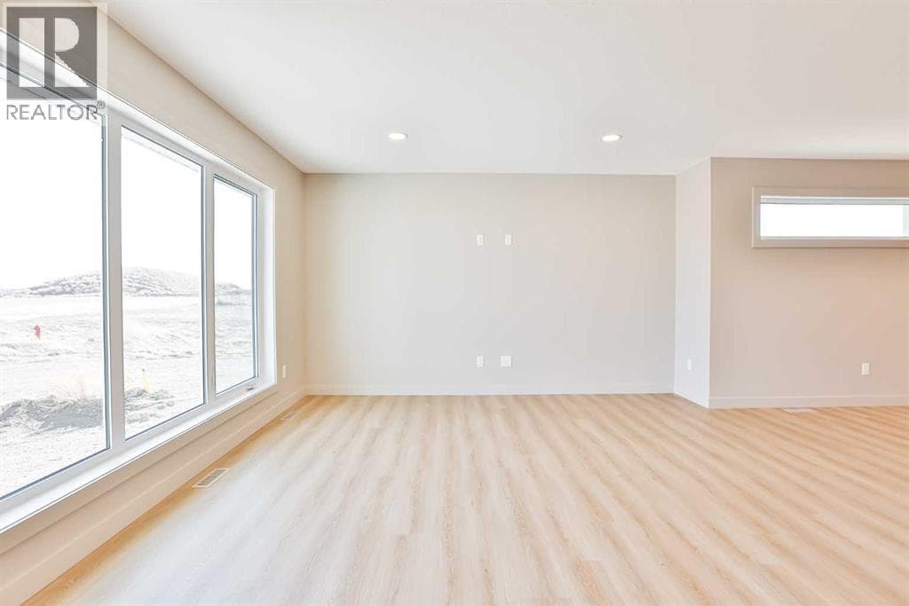 320 Aquitania Boulevard W — photo 5