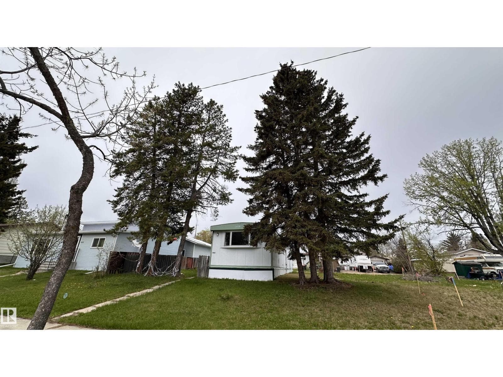 5016 44 ST