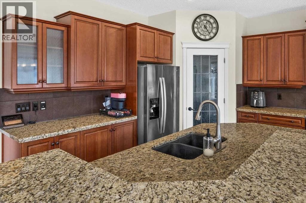 311 Royal Oak Circle NW — photo 5