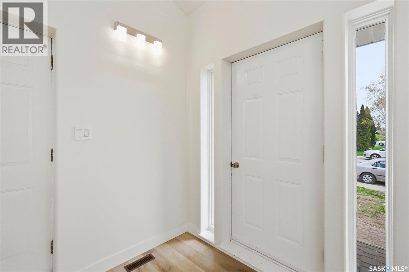 607 Addie CRESCENT — photo 3