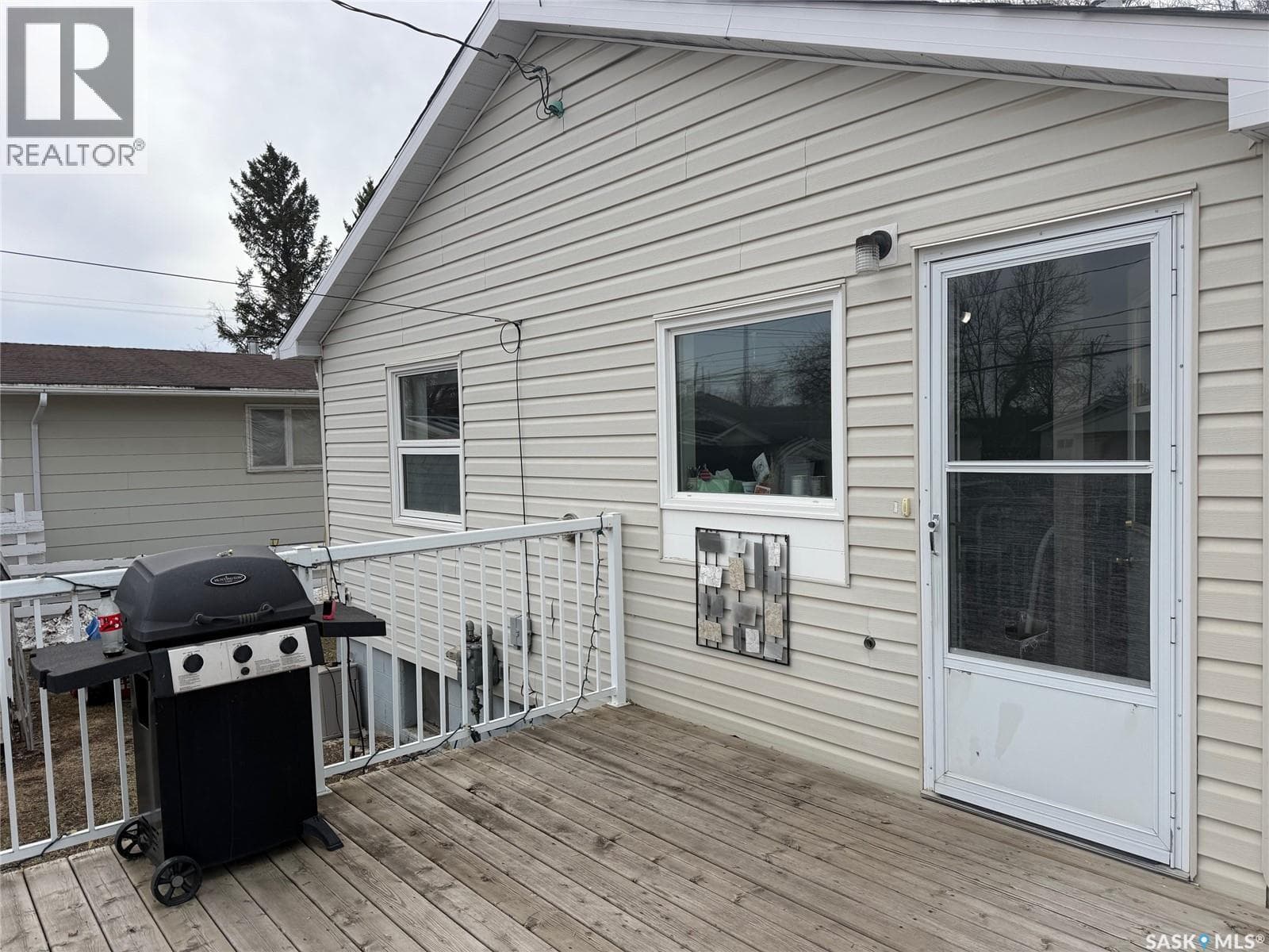412 Main STREET — photo 3