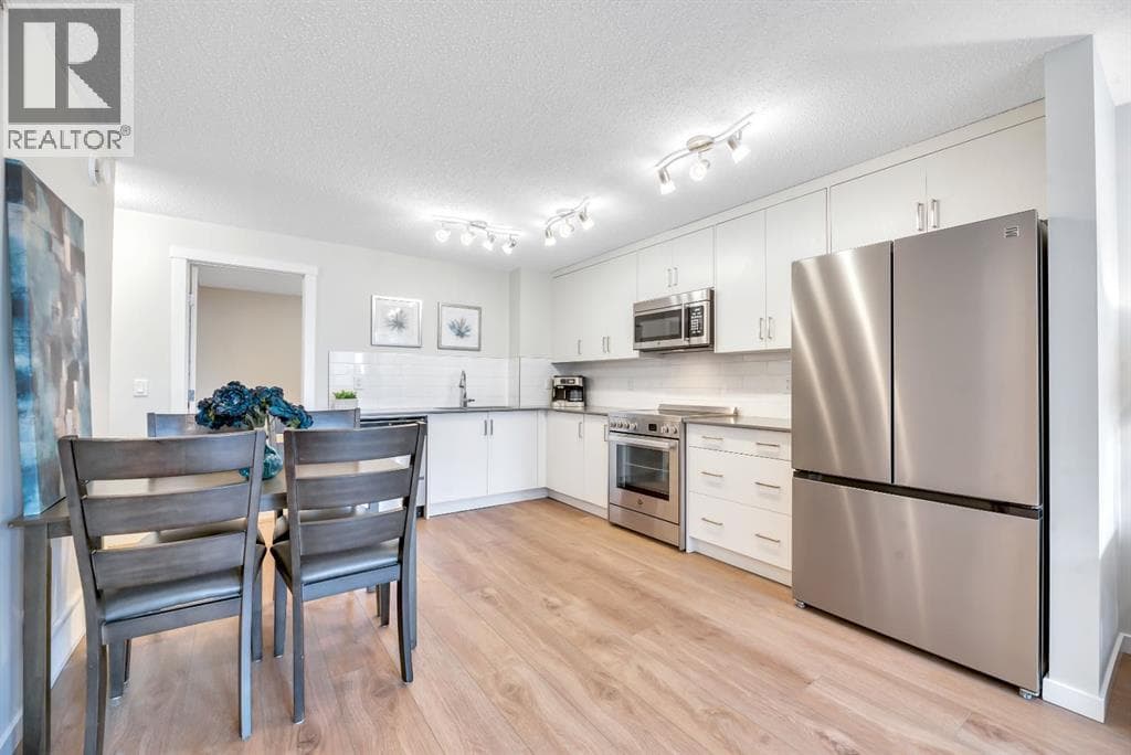 314 Cranbrook Square SE — photo 3