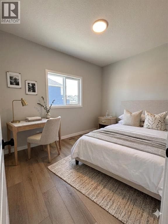 475 Baywater Green SW — photo 4