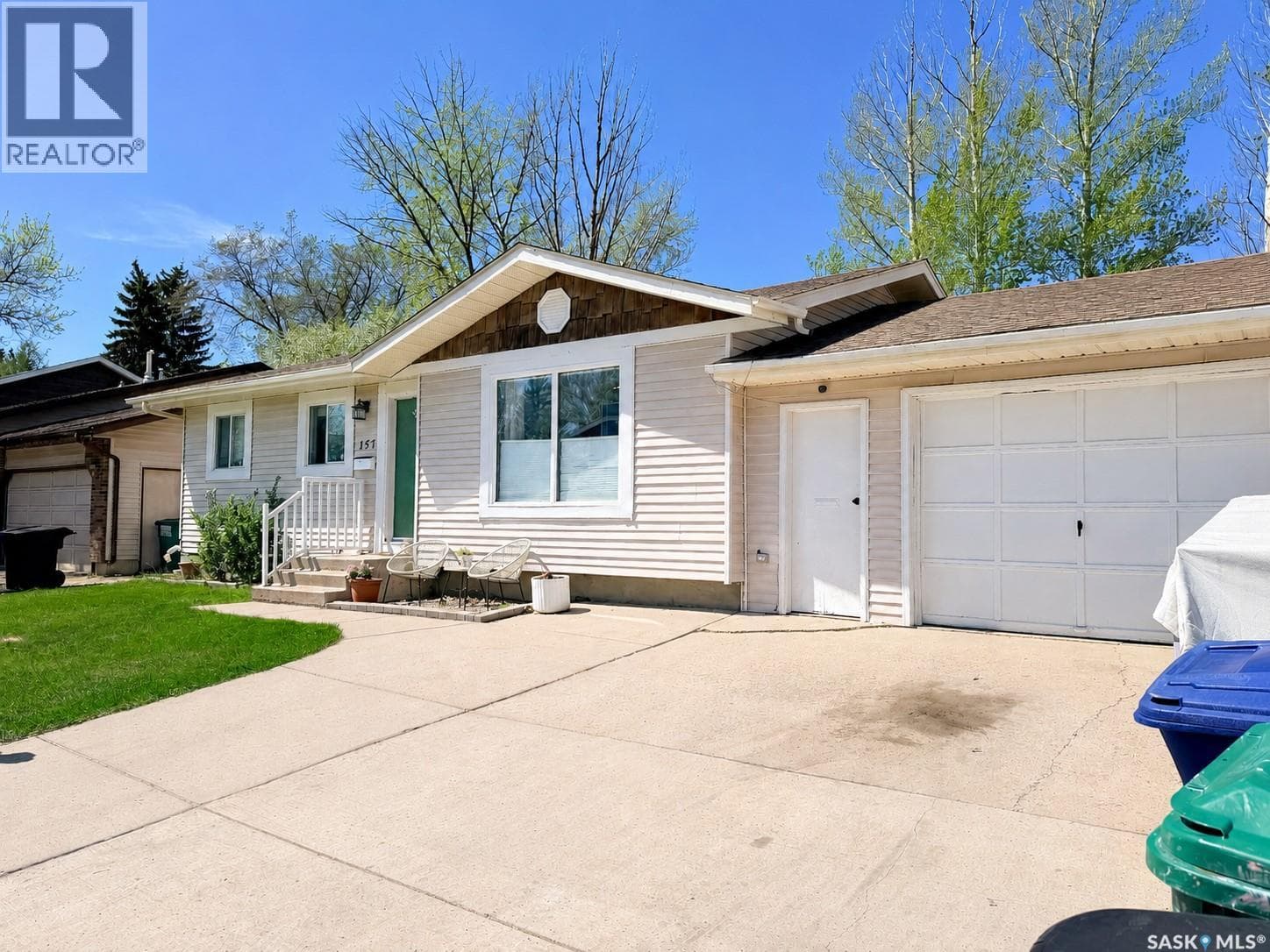 157 Coldspring CRESCENT — photo 2