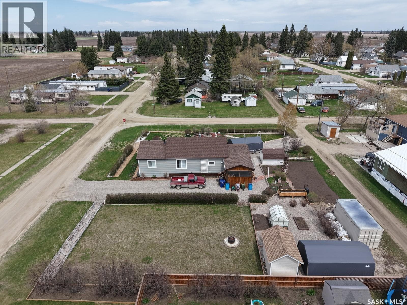 302 Rustad AVENUE — photo 4