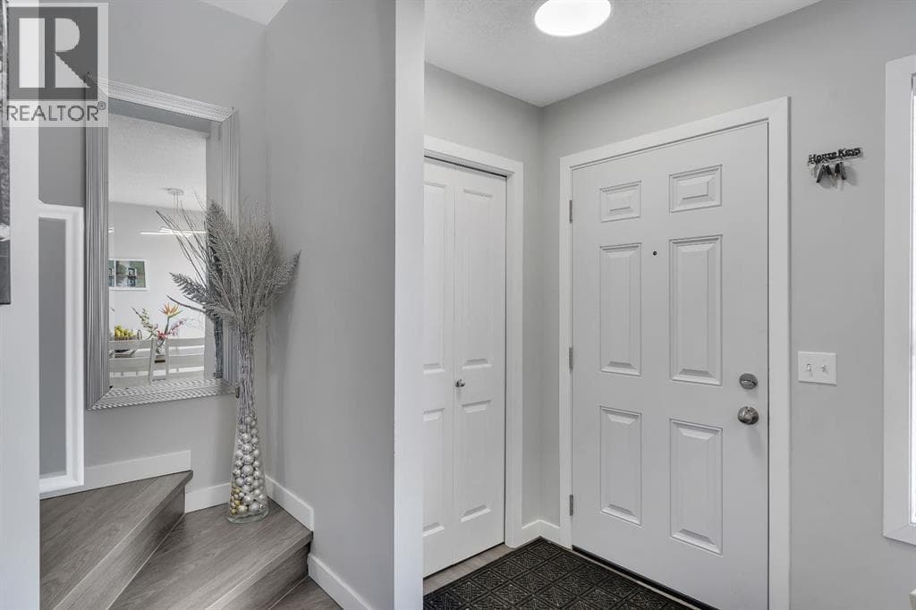 257 Saddlebrook Point NE — photo 3