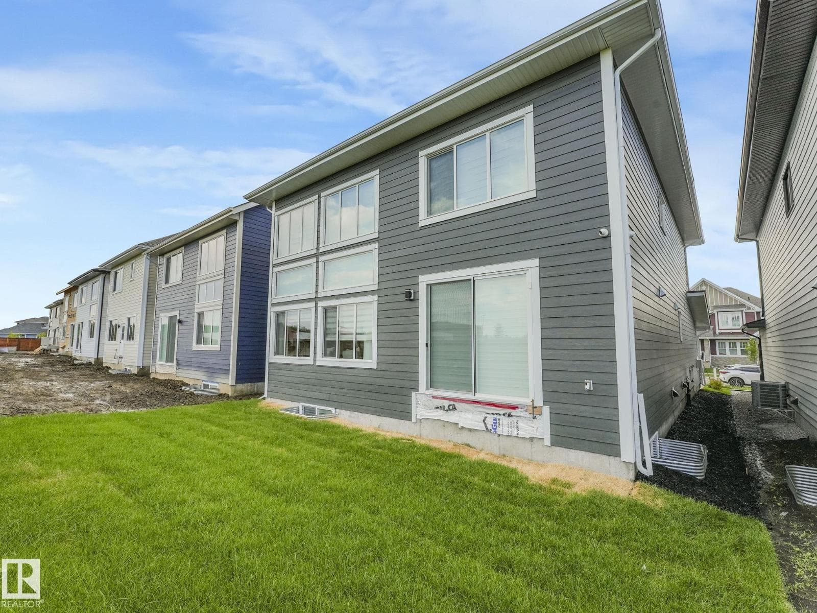 33 Birkshire Crescent — photo 3