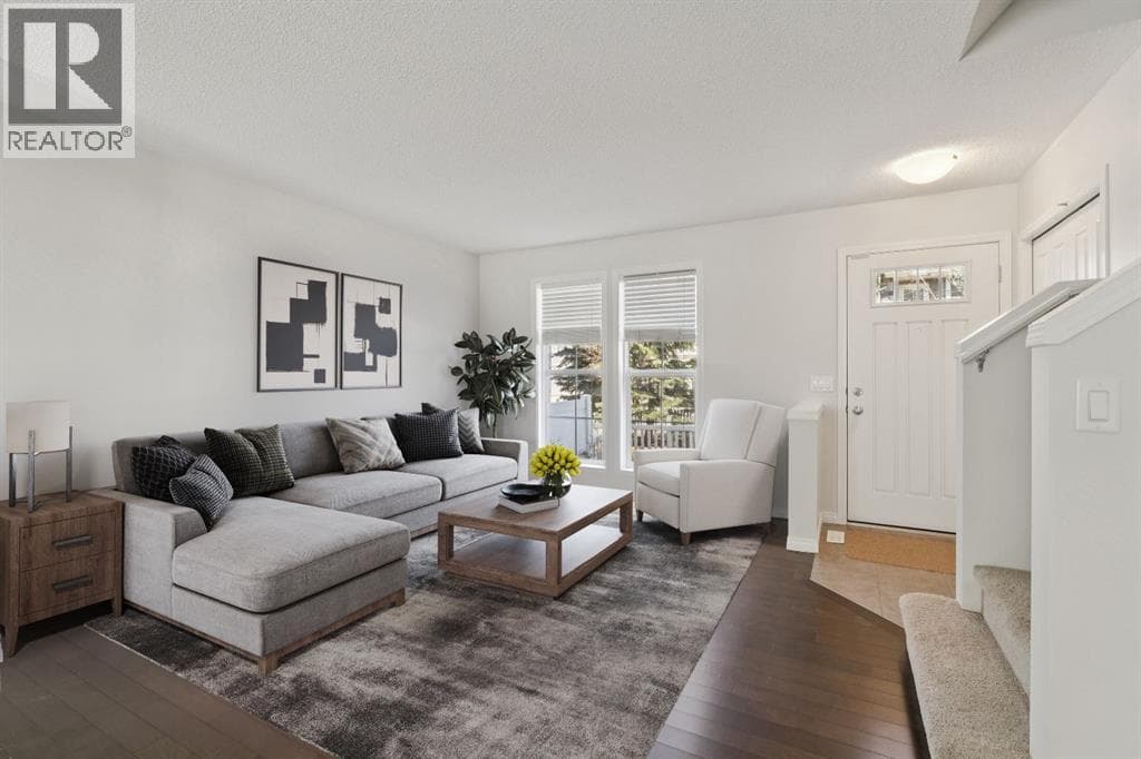 10 Auburn Bay Common SE