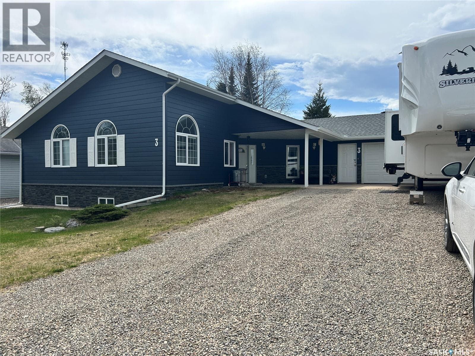 3 Falcon PLACE