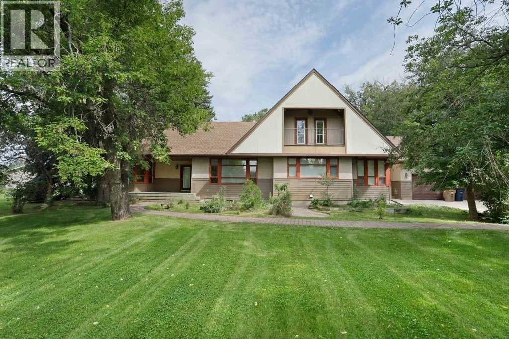 1024 Cassils Road W