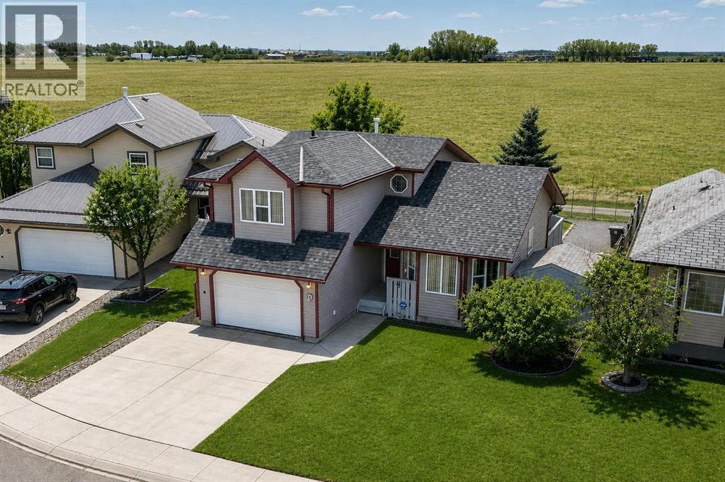 27 Upland Manor — photo 2