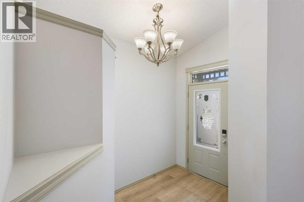252 Prestwick Heights SE — photo 3