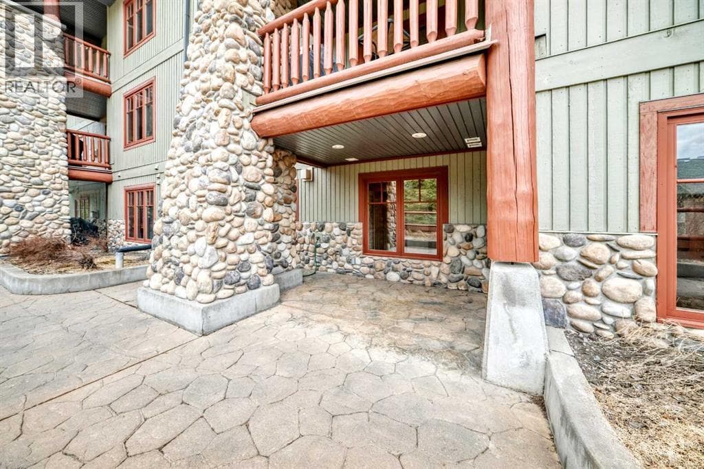 104, 150 Crossbow Place — photo 4