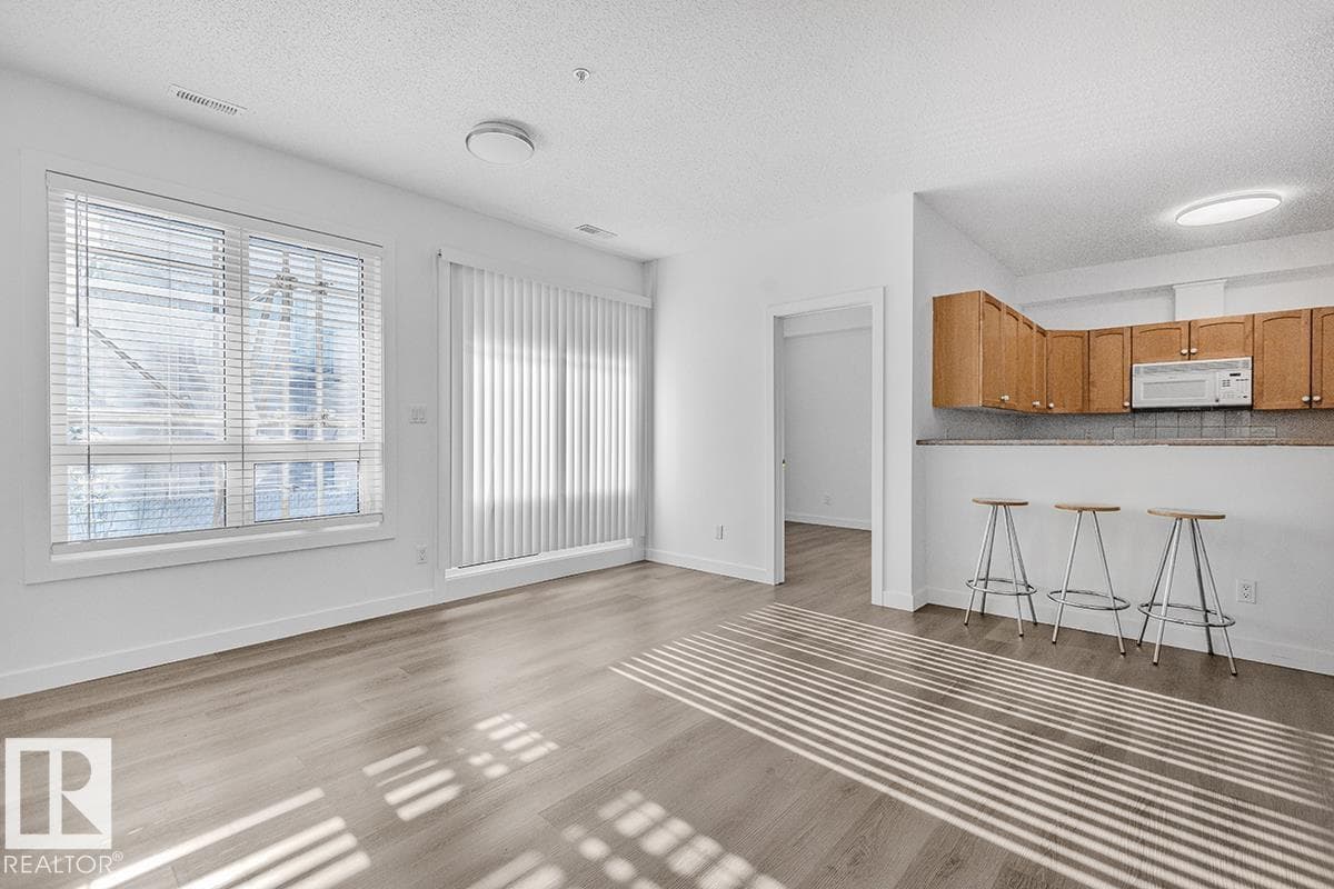 #117 10717 83 AV NW — photo 4