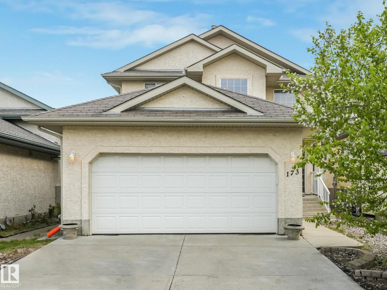 173 CASTLE DR NW — photo 2
